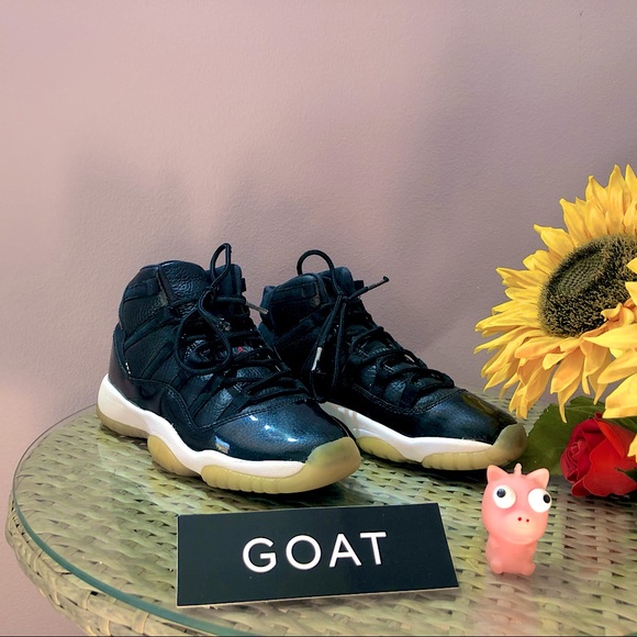 BLACK FRIDAY 35% SALE! Nike Air Jordan 11 High "72-10" Size 4Y Wmns 5.5 - Picture 2 of 5